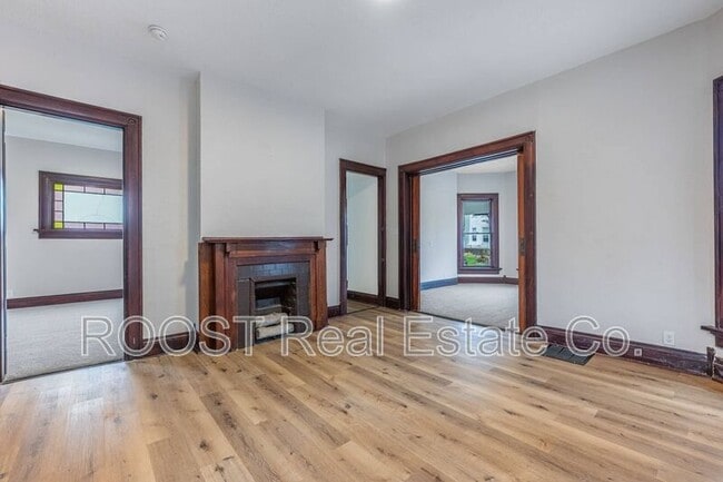 Building Photo - 39 Warder St