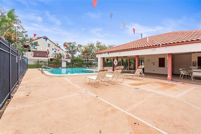 Building Photo - 3455 Countryside Blvd