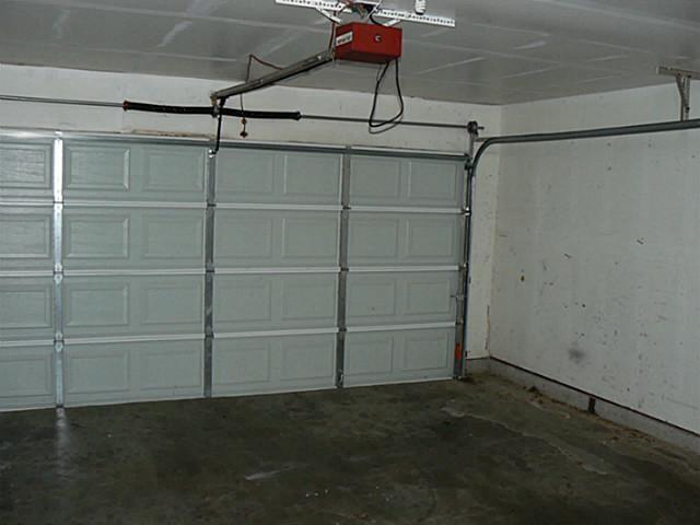 Building Photo - 1317 E Miller Dr
