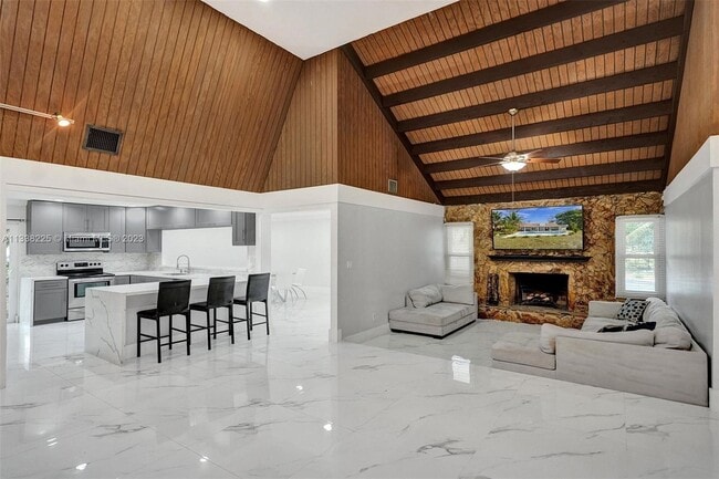 Building Photo - 8350 NW 15th Ct