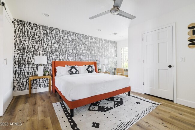 Building Photo - 5226 E Kathleen Rd