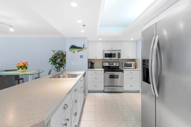 Building Photo - 4750 S Ocean Blvd