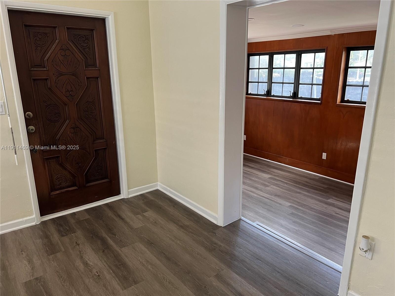 Building Photo - 189 Glendale Dr