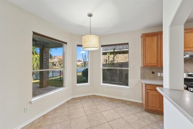 Building Photo - 14326 Tasmania Ct