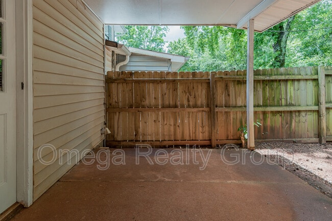 Building Photo - 2364 Grayson Valley Cir
