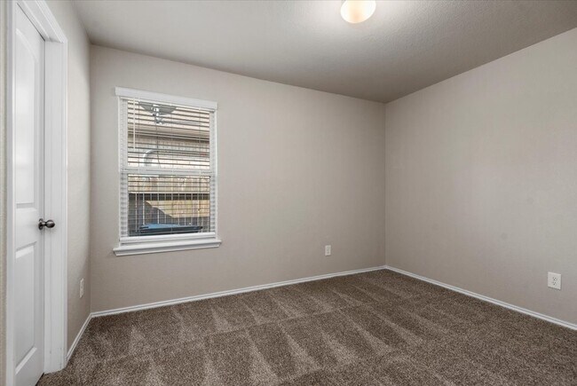 Building Photo - 15332 Timber Preserve Ln