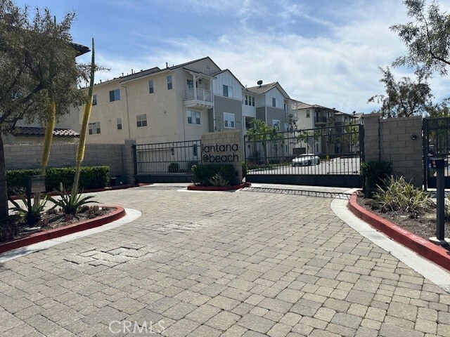 Building Photo - 441 Lucent Dr