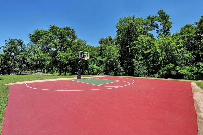 Building Photo - 3112 Freemont St