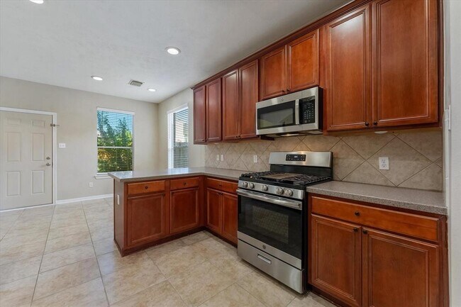 Building Photo - 21735 W Mulberry Field Cir