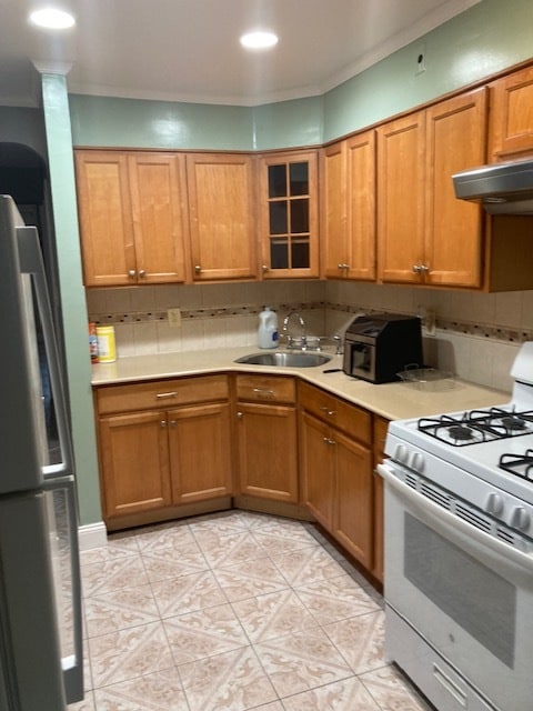 Kitchen - 1566 E 91st St
