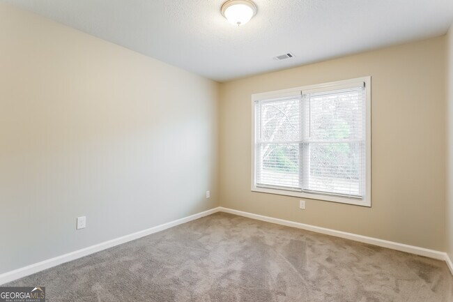 Building Photo - 3100 Rome Ct SW