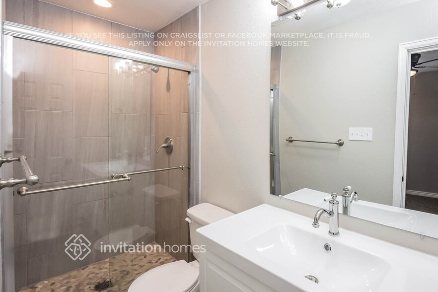 Building Photo - 1620 Carrol Ct