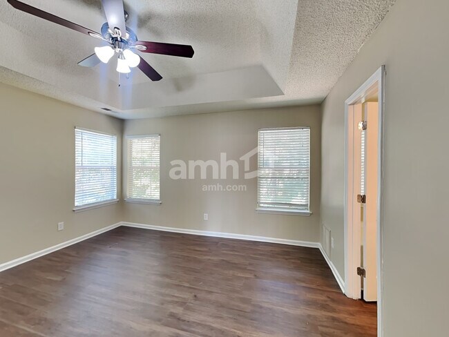 Building Photo - 8638 Flowers Court