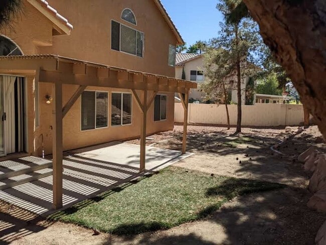Building Photo - A Very nice and Large 4 Bedroom, 3 Bathroom, 2 STORY Home in Desert Shores!!!!