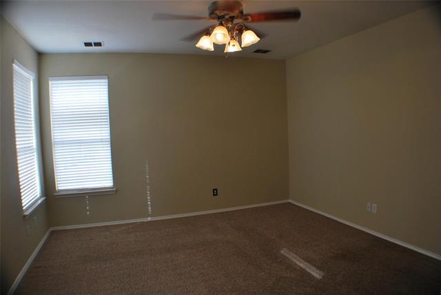 Building Photo - 5816 White Pine Dr