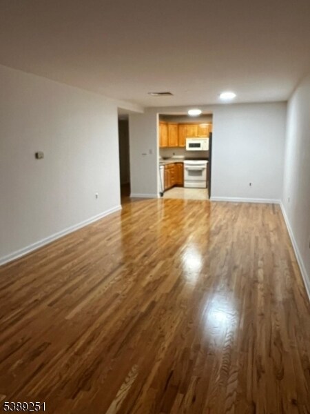 Building Photo - 53 W Palisade Ave