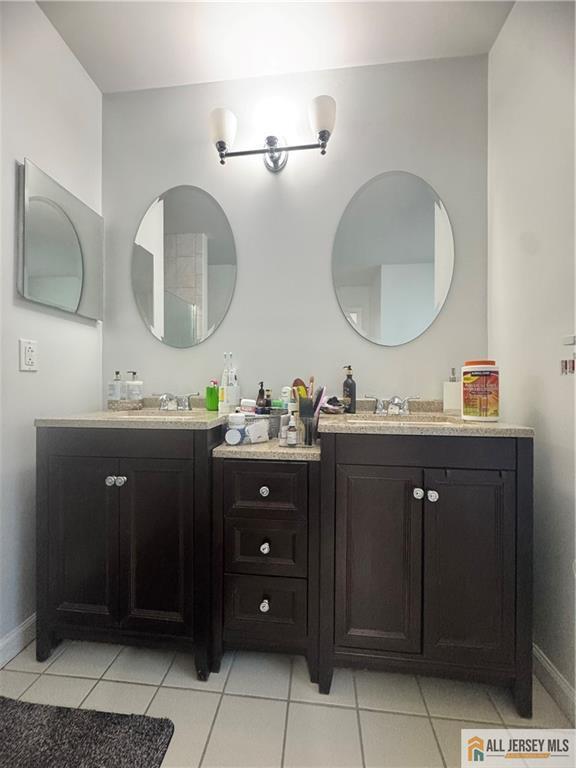 Building Photo - 80 Orion Rd