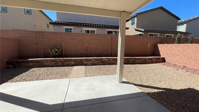 Building Photo - 6124 Castle Gardens Ave