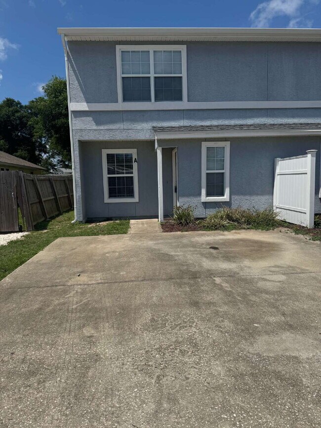 Primary Photo - "Coastal Comfort Awaits: Charming 2-Bed, 2...