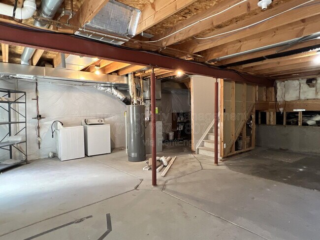 Building Photo - 5671 Vermillion Bluffs Dr