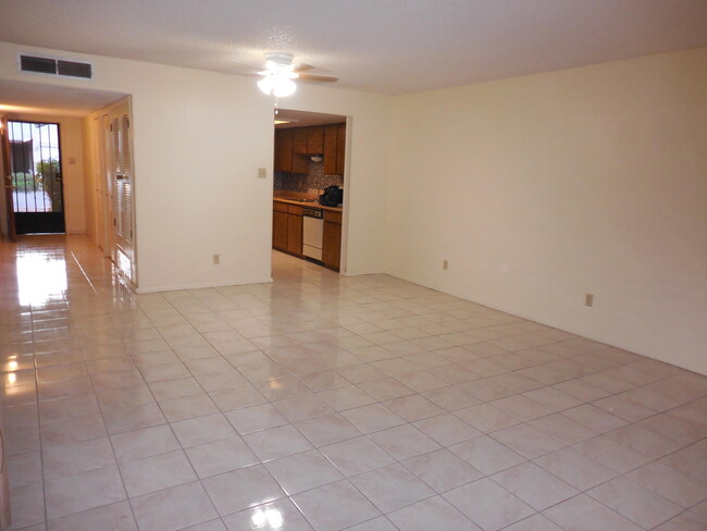 Building Photo - 3210 Isla Bahia Way
