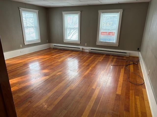 Primary Photo - 104 Main St