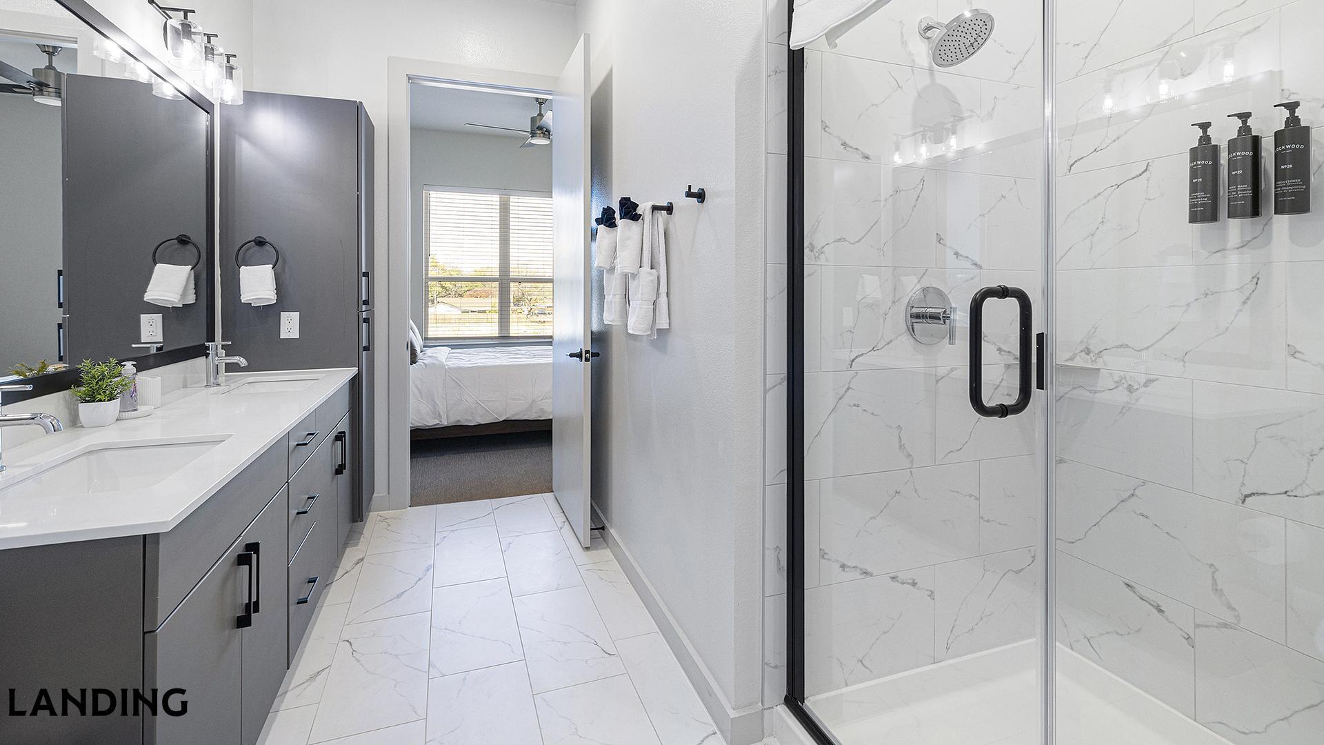 Building Photo - 1345 E 15th St