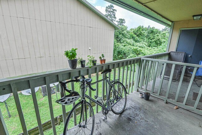 Building Photo - 809 California St