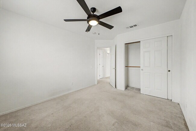 Building Photo - 2656 W Mountain Heights Ct