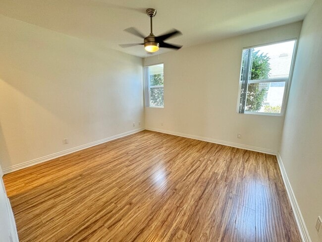 Building Photo - 8343 DUNBARTON - SHORT TERM LEASES AVAILABLE , NEWER*4 BD*3BA*TOWNHOME*PRIVATE YARD*WASHER/DRYER*