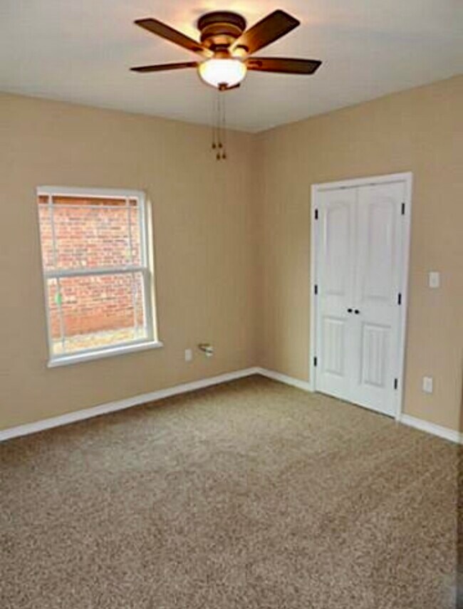 Building Photo - 3817 Enchanted Rock Rd