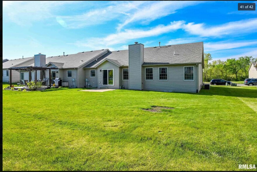 Back slider and small concrete pad - 1917 English Oak