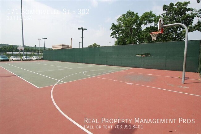 Building Photo - 171 Somervelle St