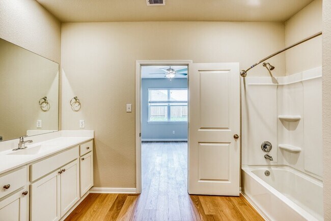 Building Photo - 417 San Miguel Crk Dr