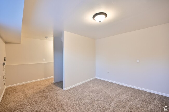 Building Photo - 172 Bridgepark Cir