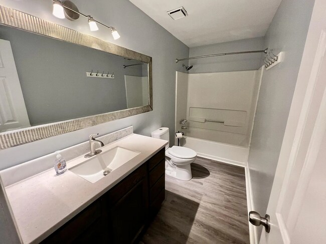 Building Photo - FOR RENT SALEM LAKES AREA VIRGINIA BEACH!