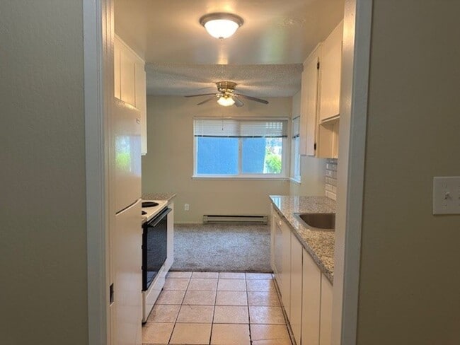 Building Photo - 2 bed 2 bath Santa Clara Condo Near Kaiser now available