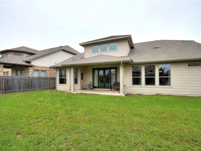 Building Photo - 204 Orvieto Ln