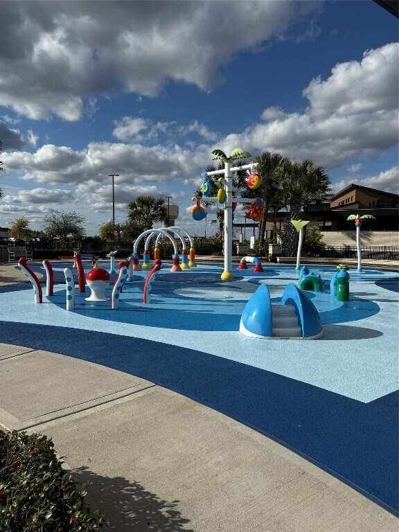 Building Photo - 2307 Sweet Bay Dr