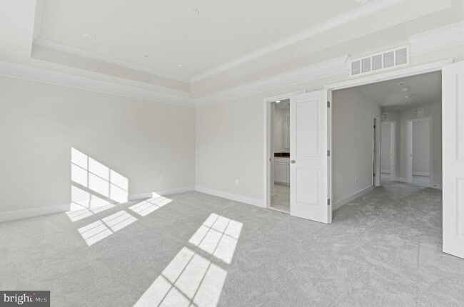 Building Photo - 1715 Water Xing Rd