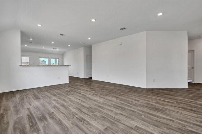 Building Photo - 7303 Keechi Pl