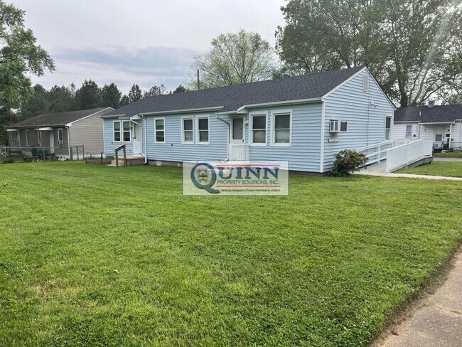 Building Photo - 266 Hollingsworth Manor