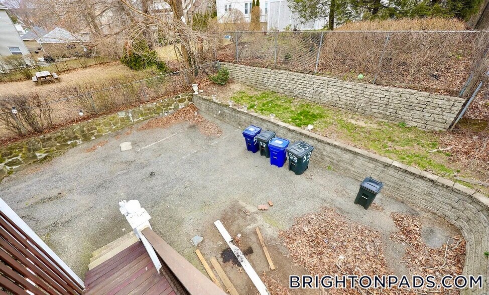 Building Photo - 55 Hobart St