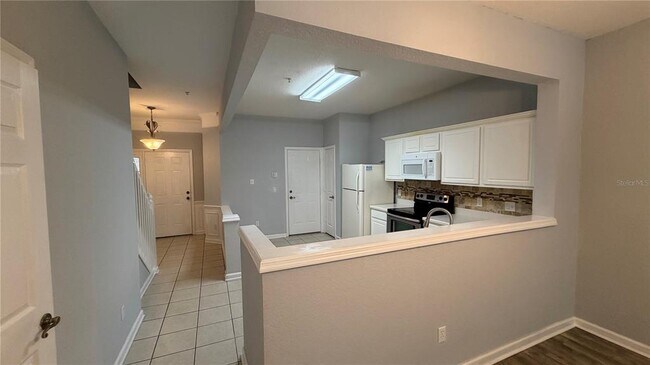 Building Photo - 3336 Shallot Dr