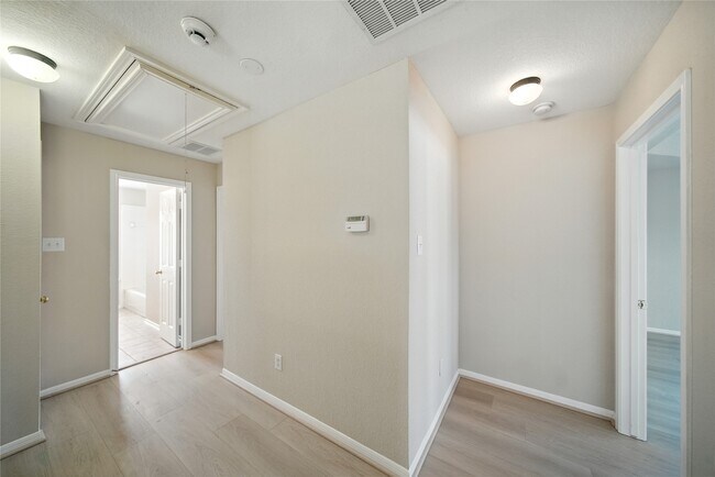 Building Photo - 21611 Balsam Brook Ln
