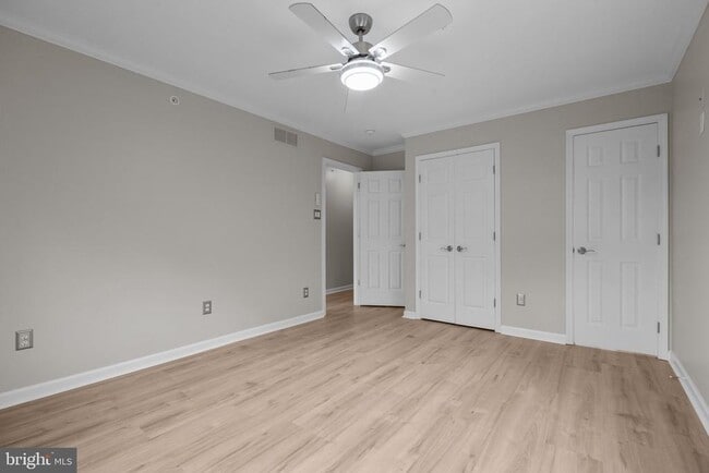 Building Photo - 115 Goldfinch Ct