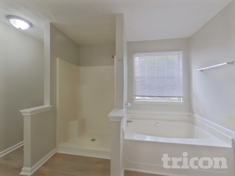 Building Photo - 176 Spring Walk Wy