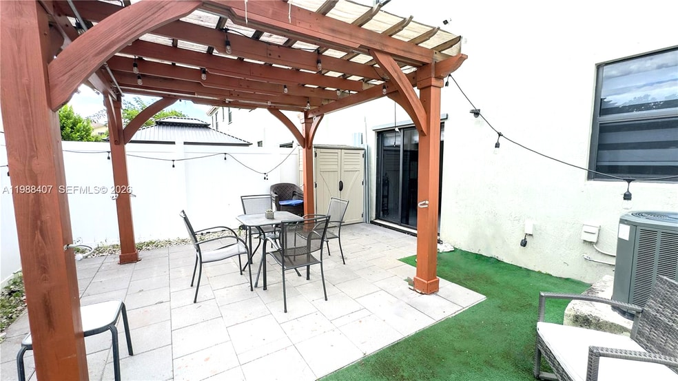 Building Photo - 3318 W 106th Ter