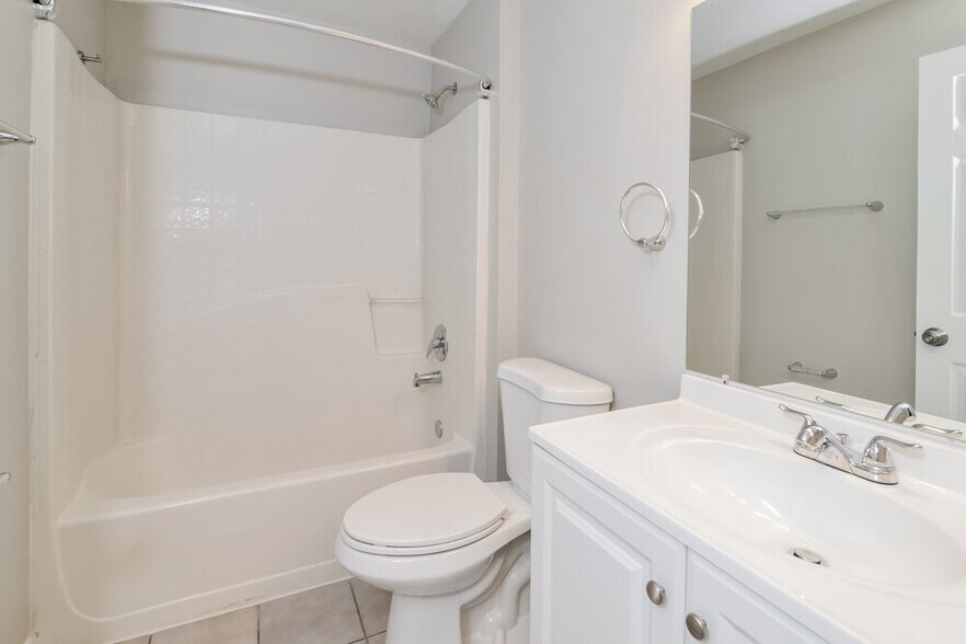 Building Photo - 7666 Harbor Bend Cir