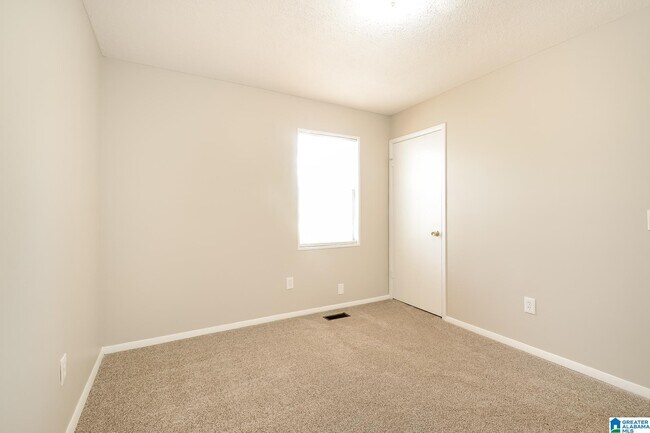 Building Photo - 5019 Shady Grove Ln